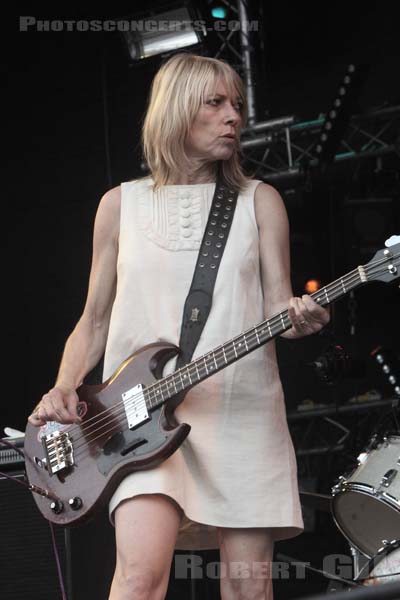 SONIC YOUTH - 2007-07-01 - CERGY - Base de Loisirs - 